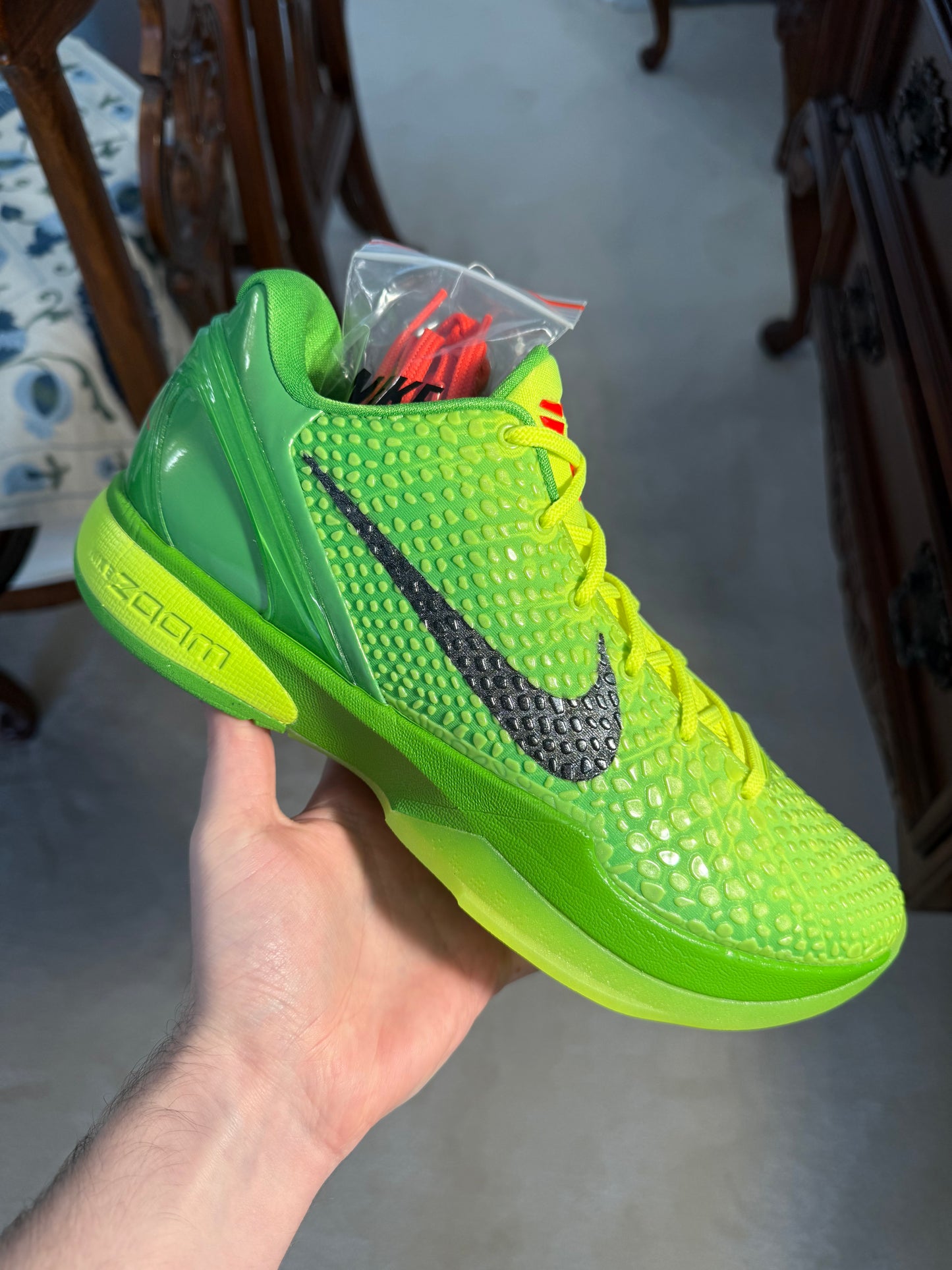 Kobe 6 Protro Grinch