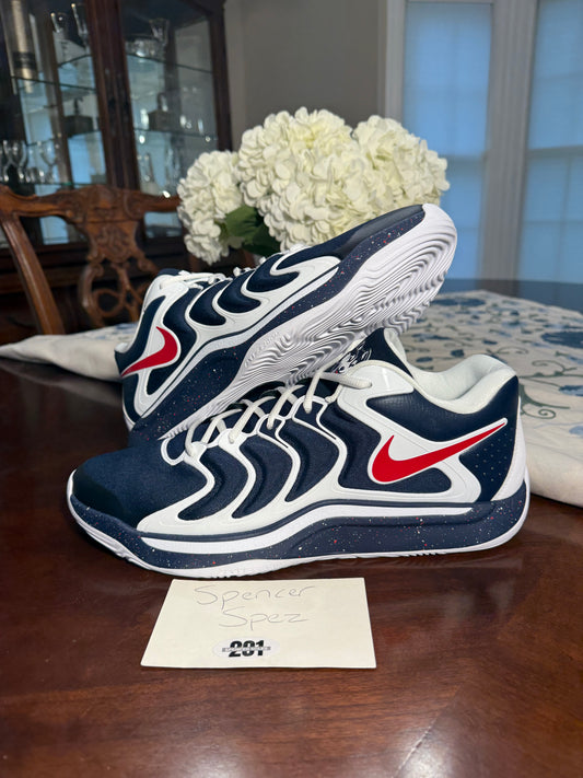 KD 17 UConn PE