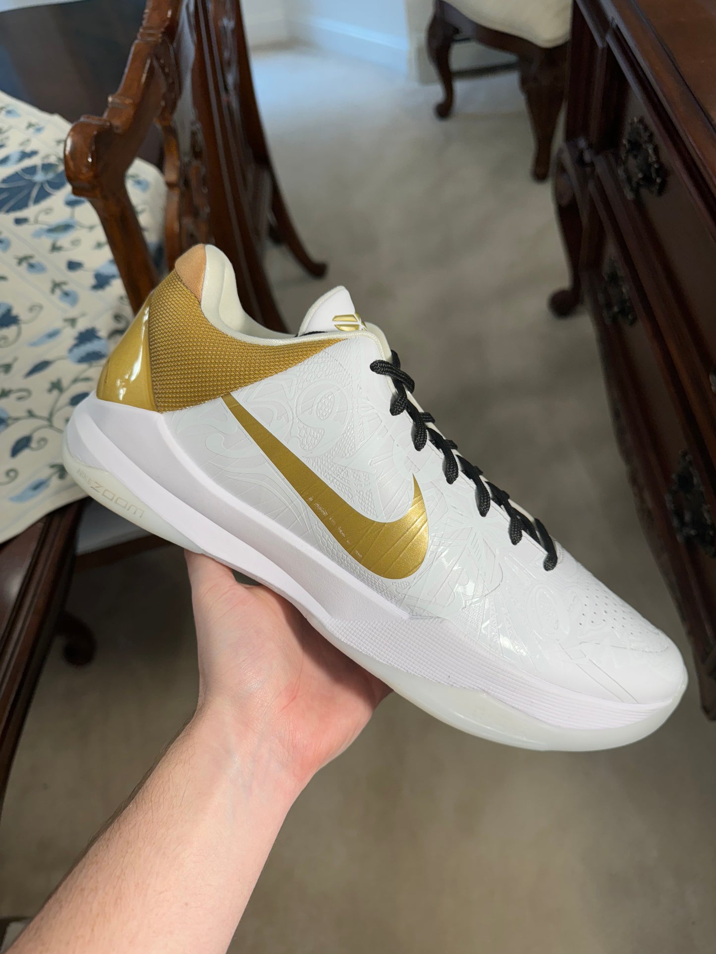 Kobe 5 Protro Big Stage Parade