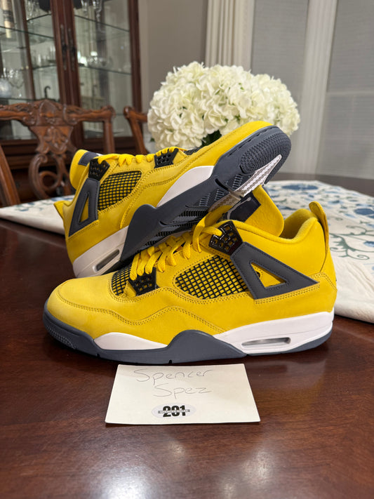 Jordan Retro 4 Lightning 2021