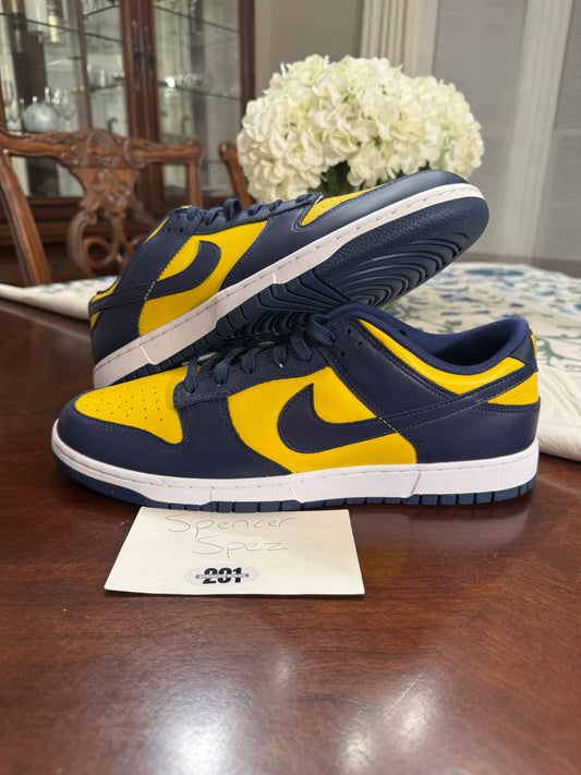 Nike Dunk Low Michigan 2021