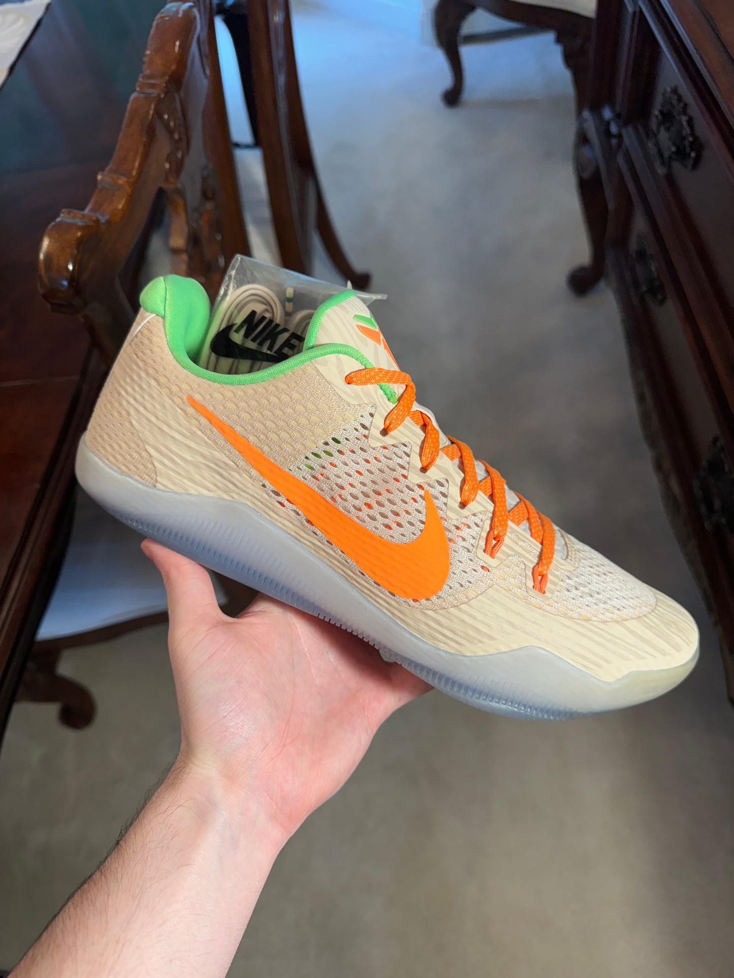 Kobe 11 Peach Jam