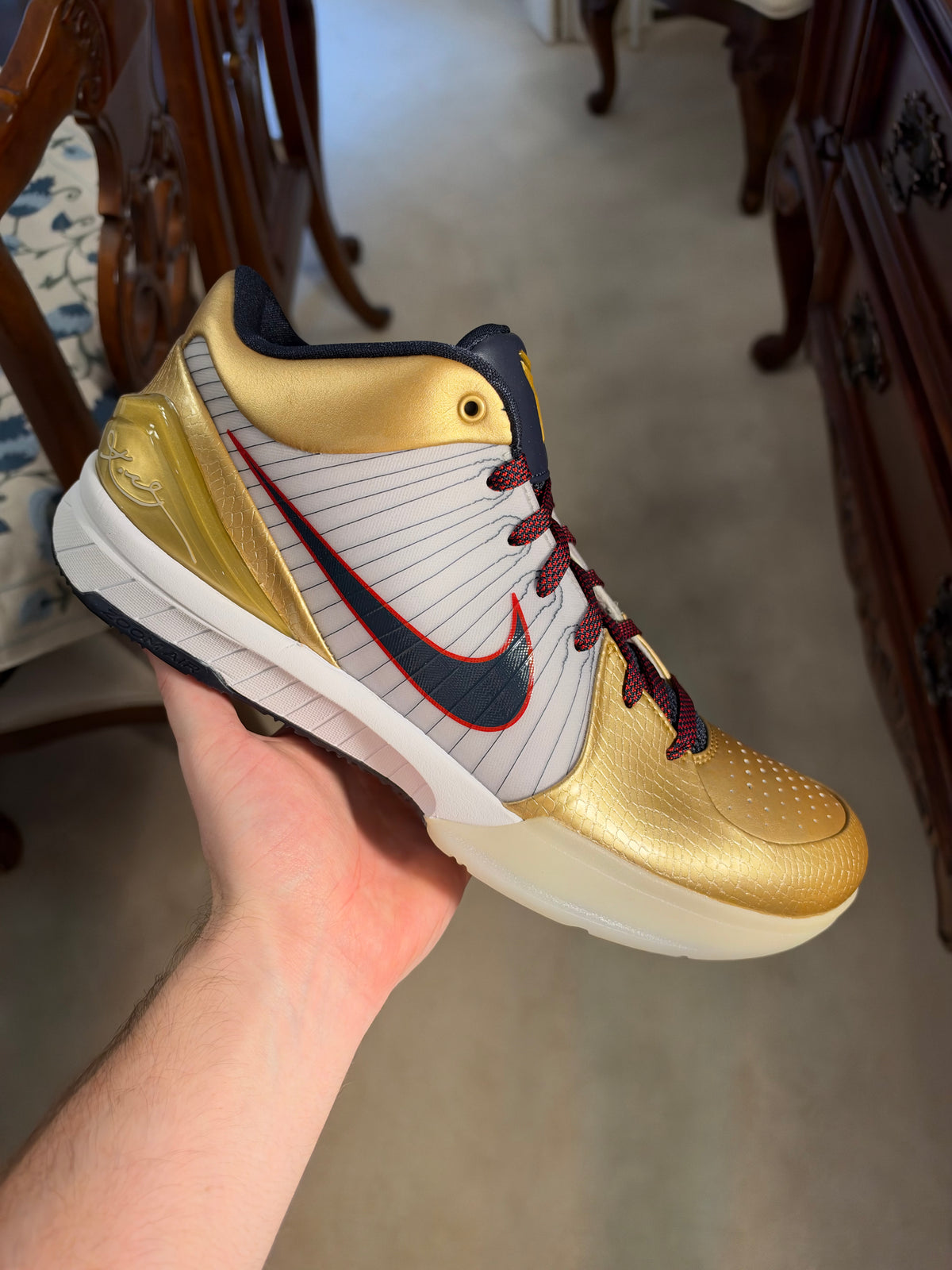 Kobe 4 Protro Gold Medal