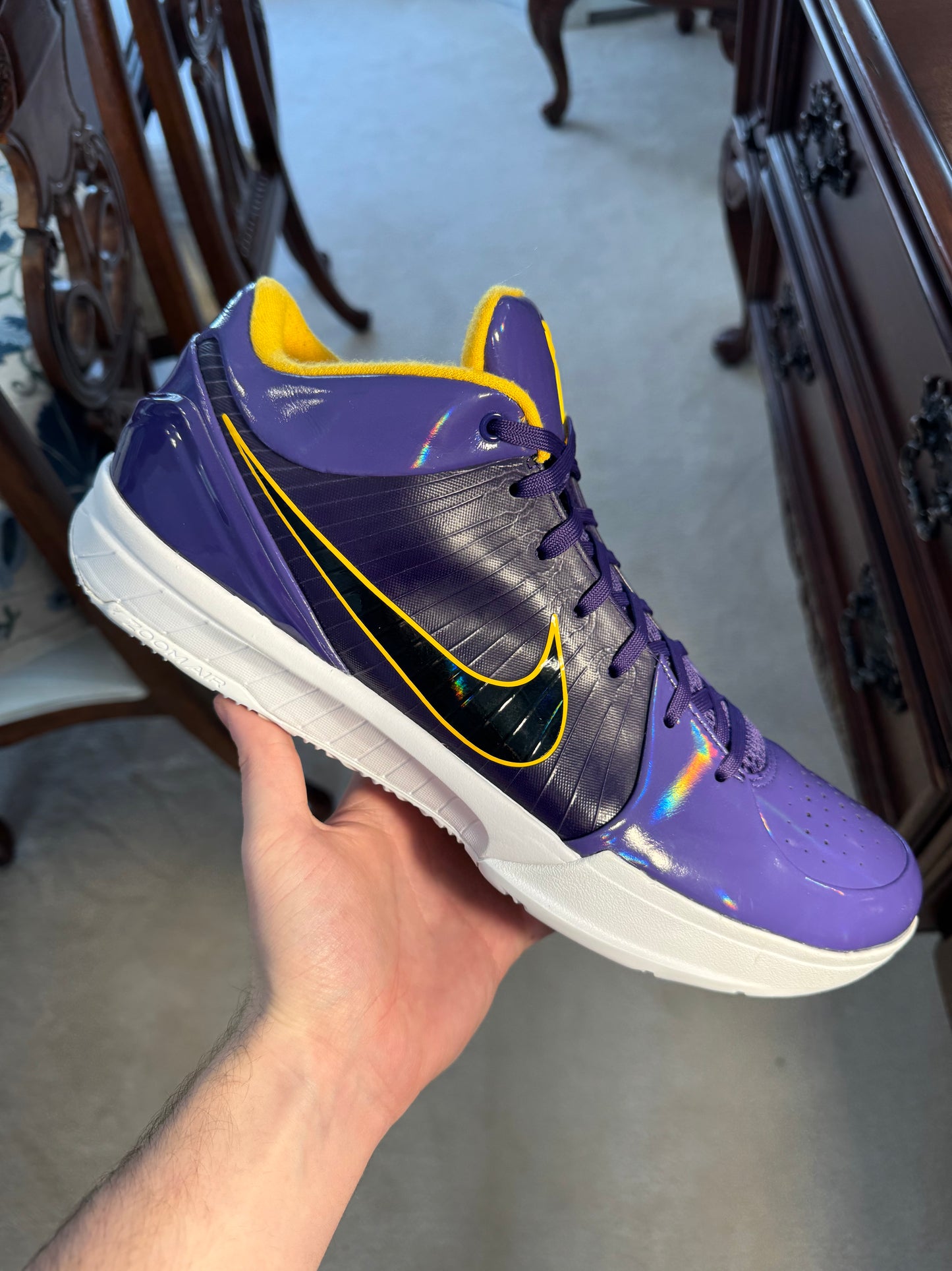 Kobe 4 Protro Undefeated Lakers