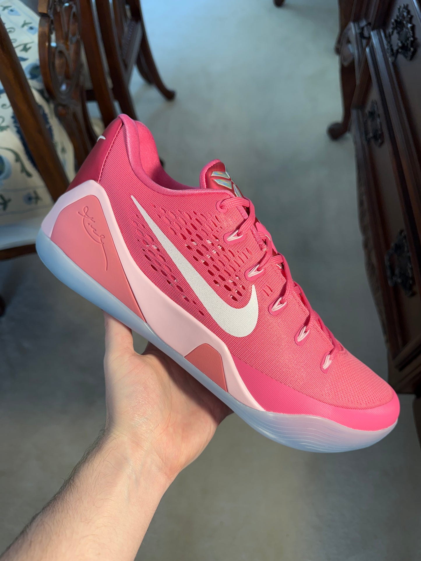 Kobe 9 Protro EM Low Kay Yow Think Pink