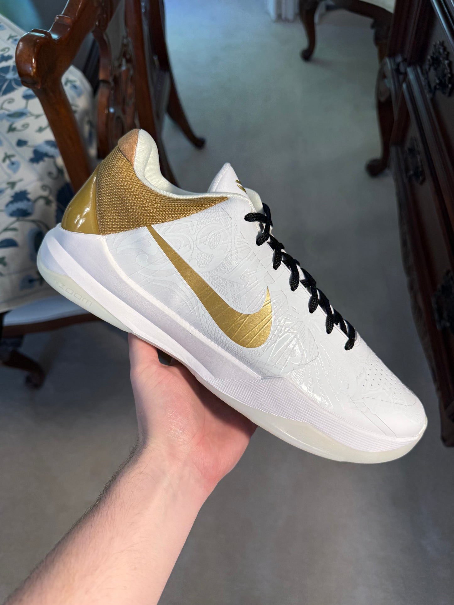 Kobe 5 Protro Big Stage Parade