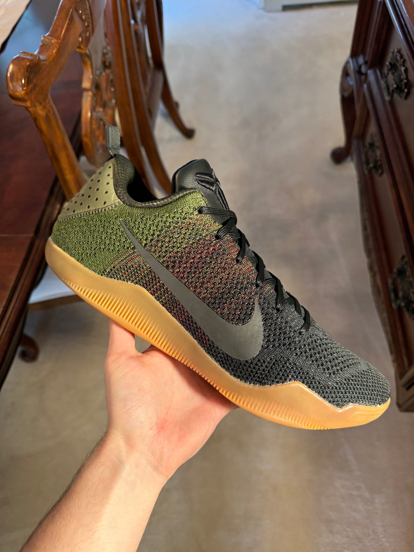 Kobe 11 Elite Low 4KB Black Horse Sample