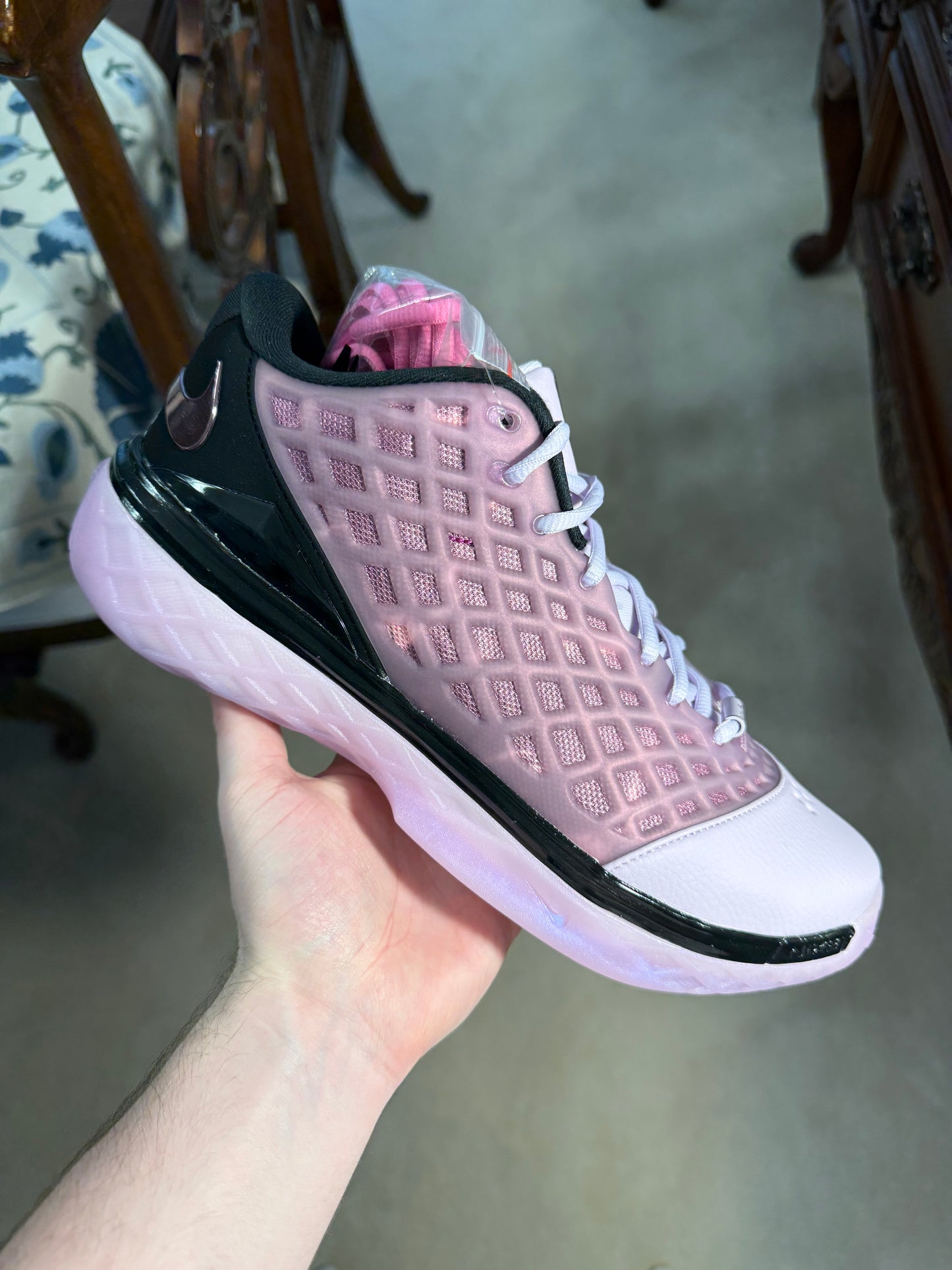 Kobe 3 Protro Low Pink Quartz
