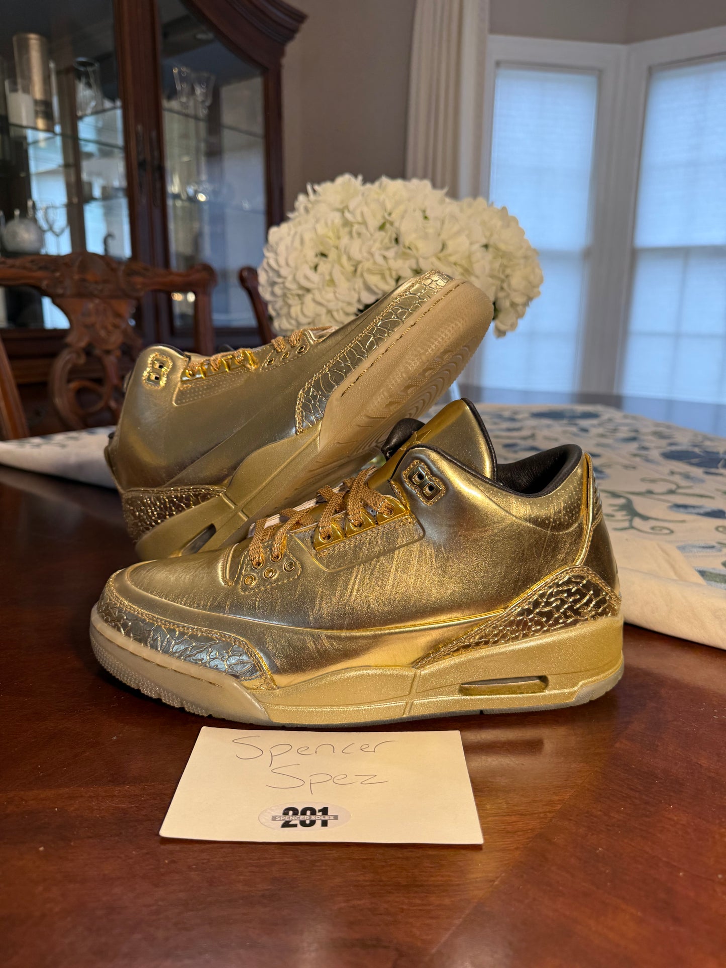 Jordan Retro 3 Usher All-Gold PE