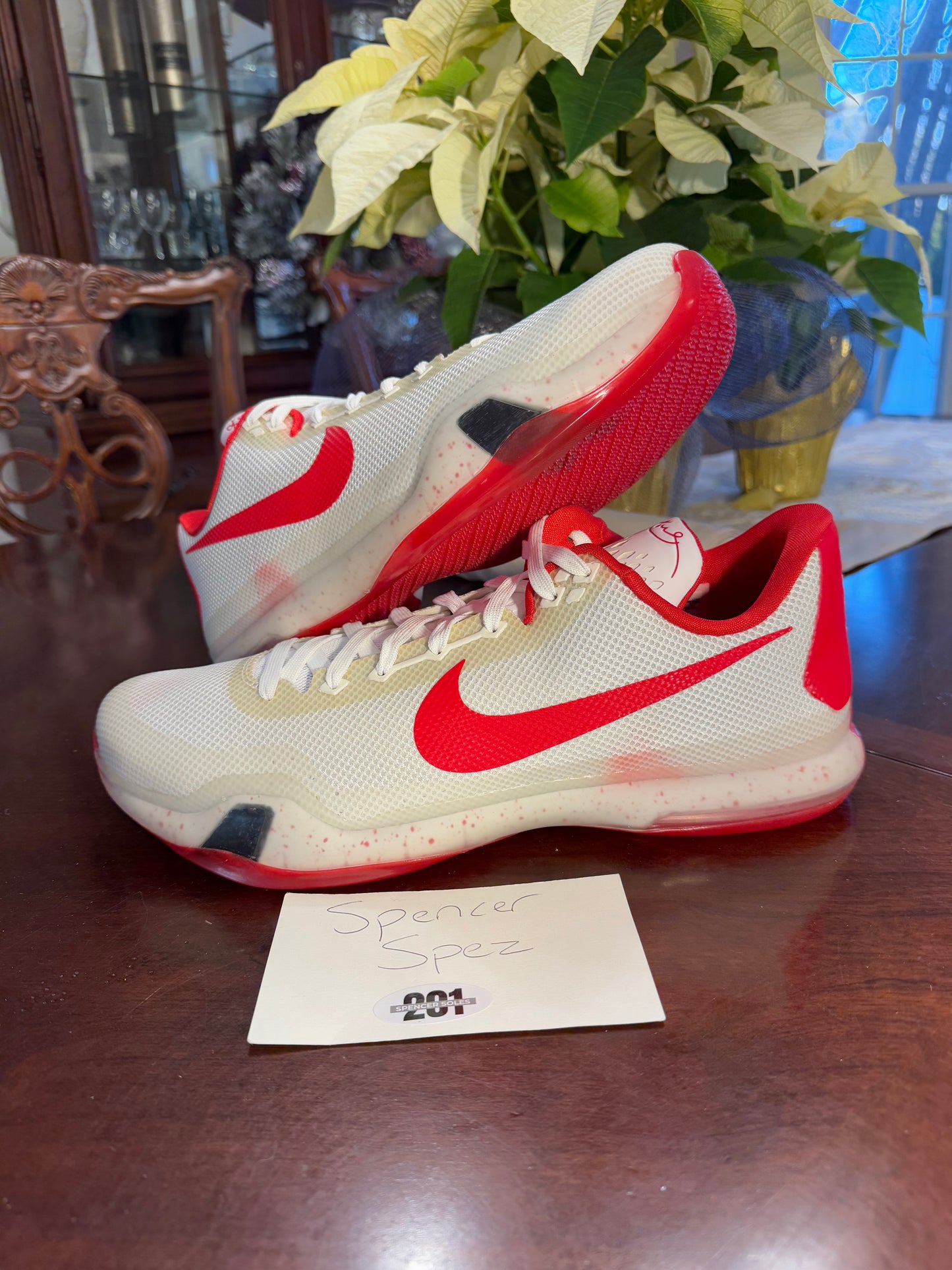 Kobe 10 TB White/Red