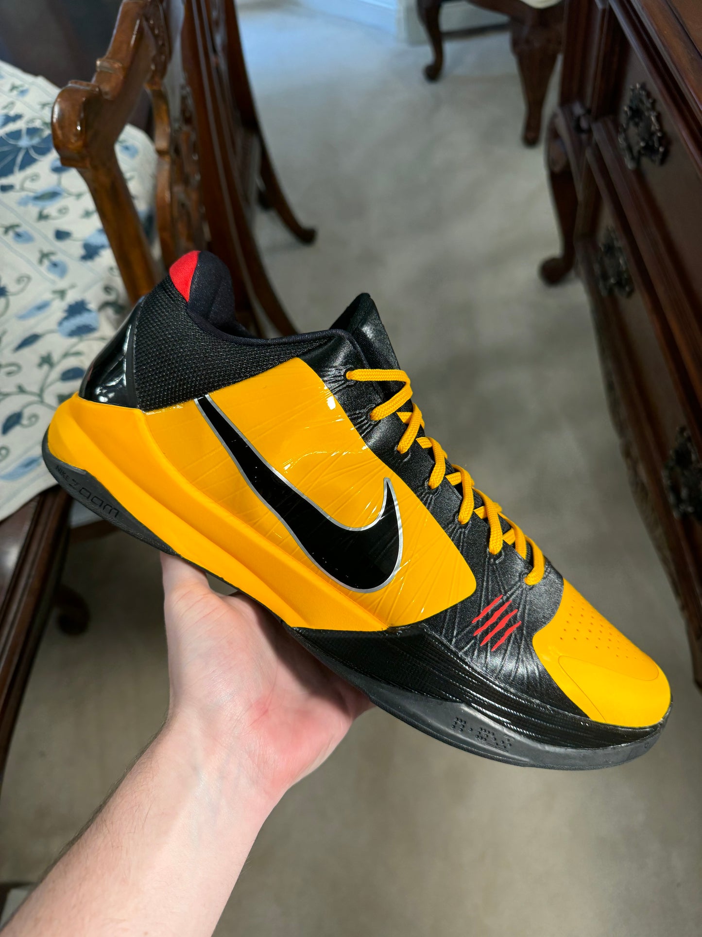 Kobe 5 Protro Bruce Lee