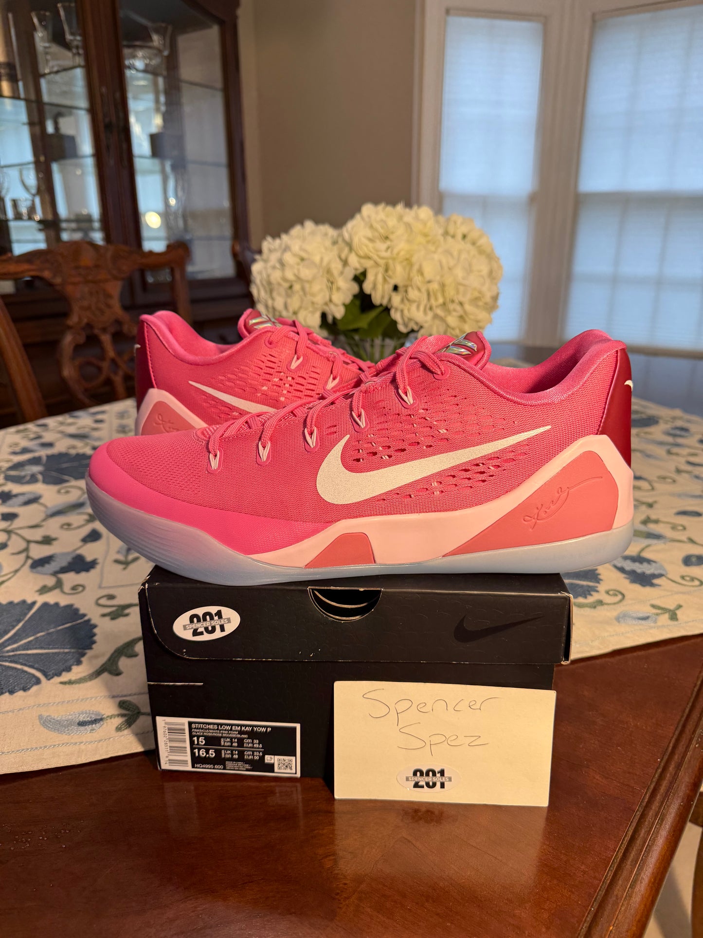 Kobe 9 EM Low Kay Yow Think Pink