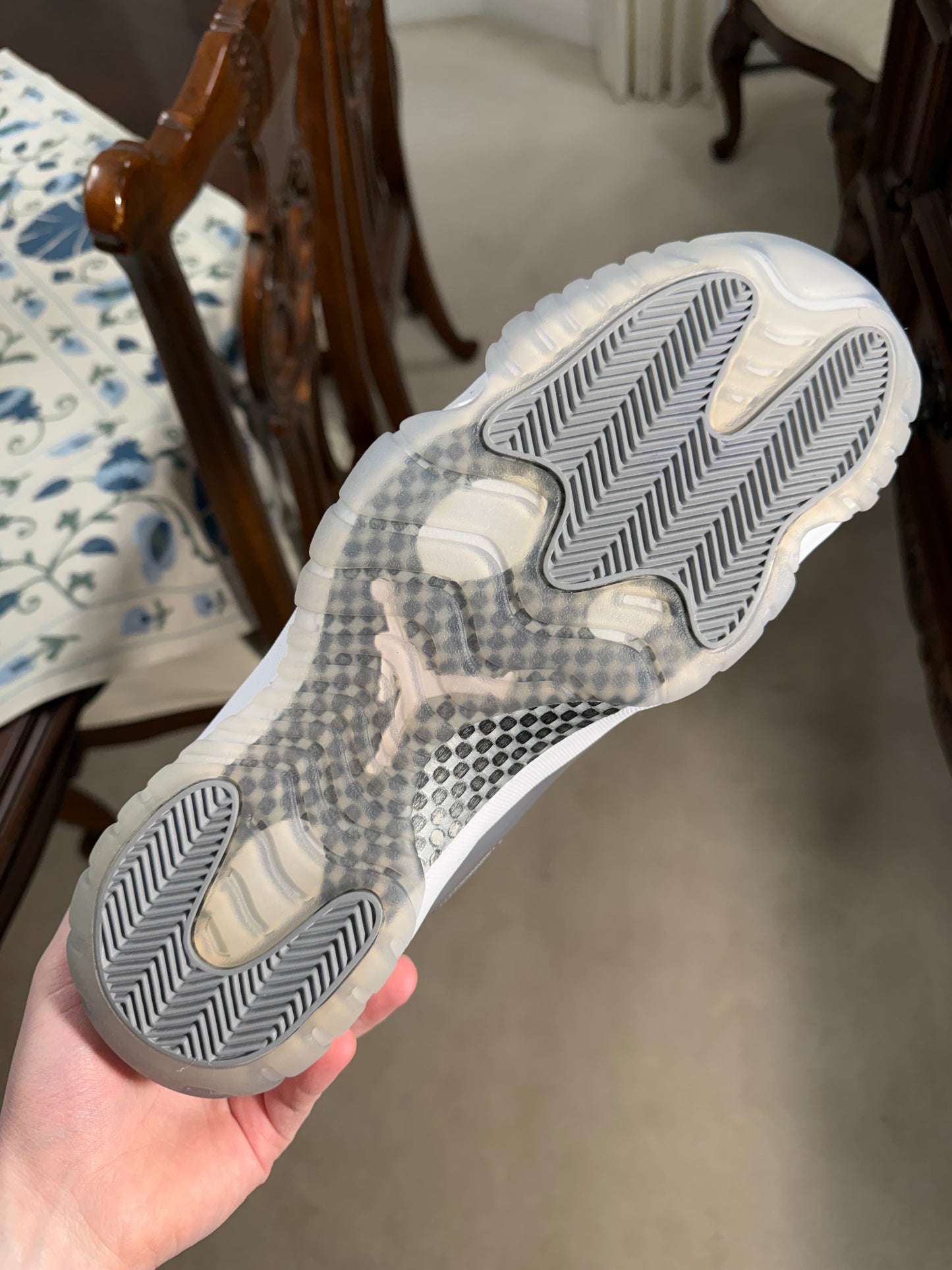 Jordan Retro 11 Low Cool Grey 2018