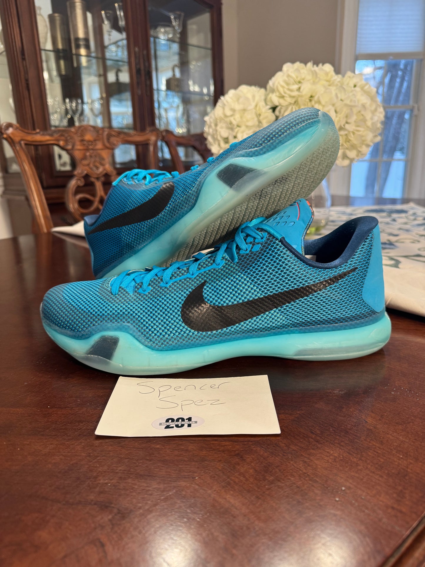 Kobe 10 5am Flight