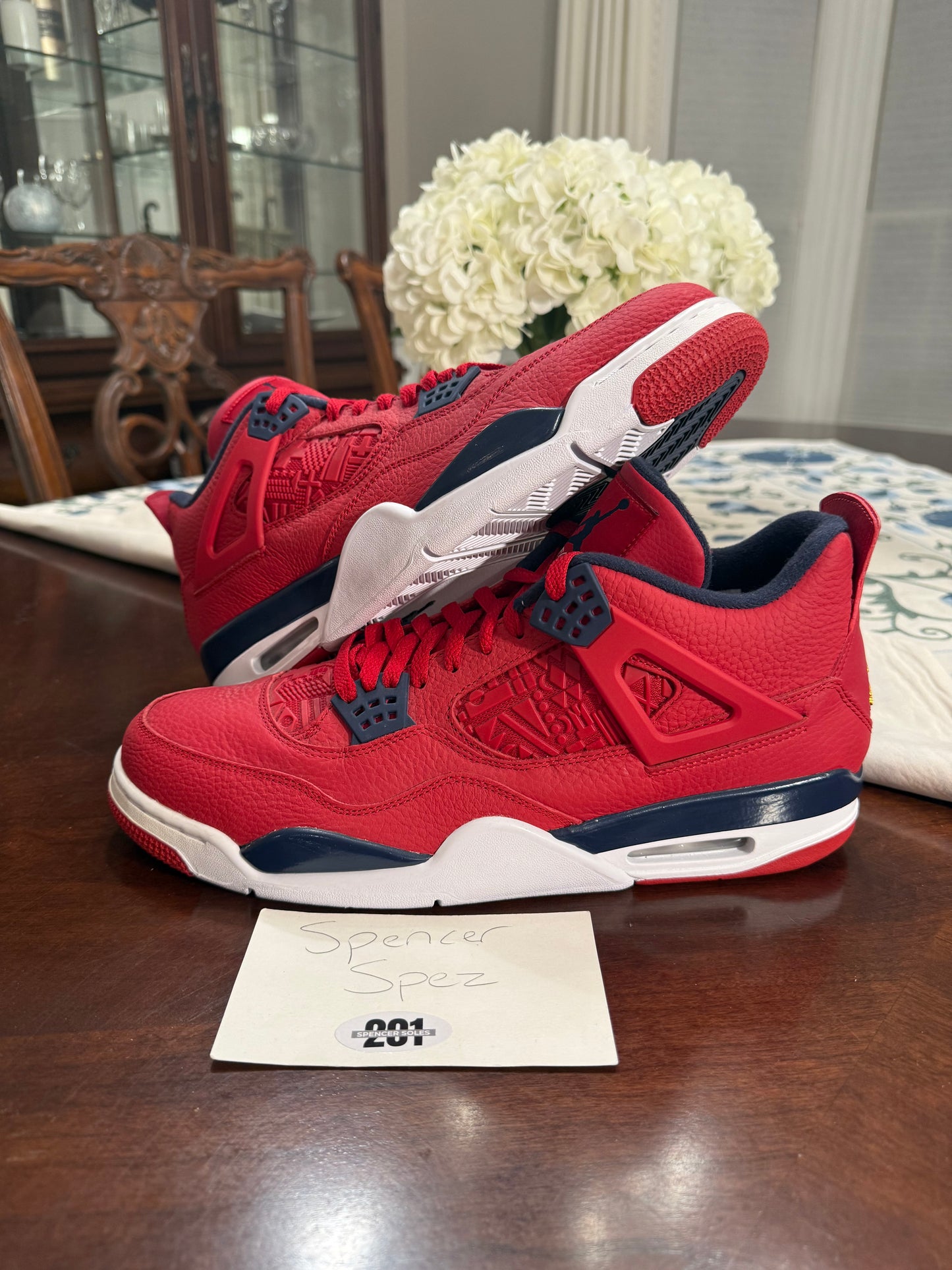 Jordan Retro 4 FIBA