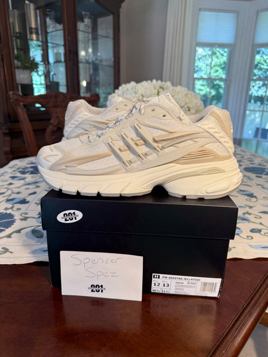 Adistar Jellyfish Pharrell Williams Triple White