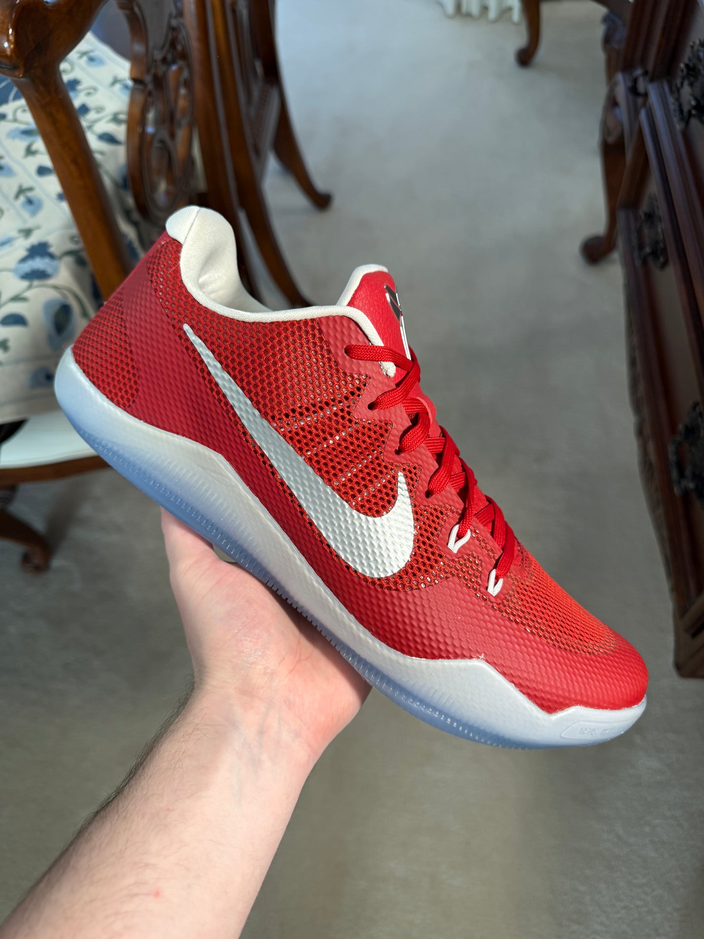 Kobe 11 TB University Red