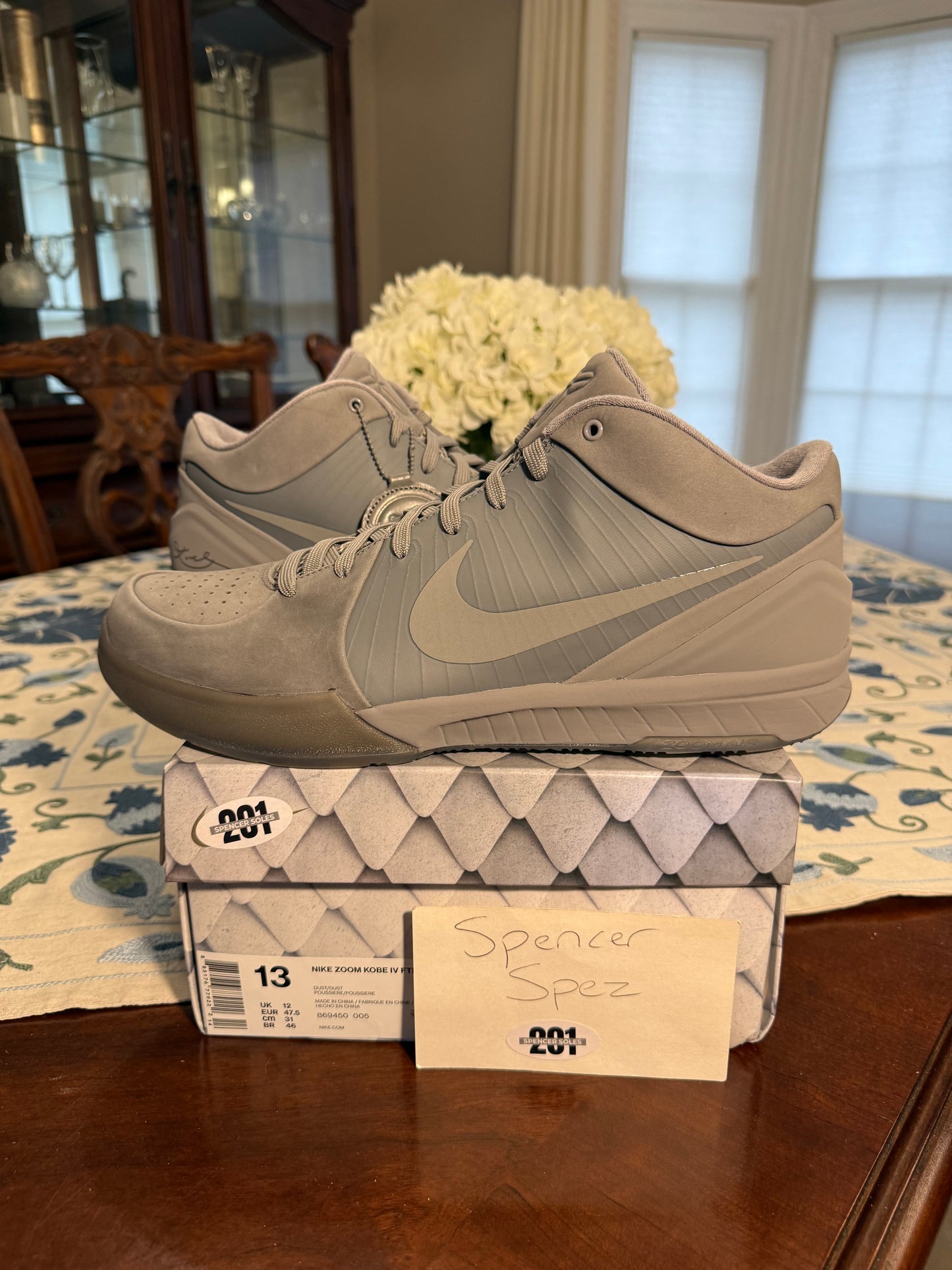 Kobe 4 Fade to Black