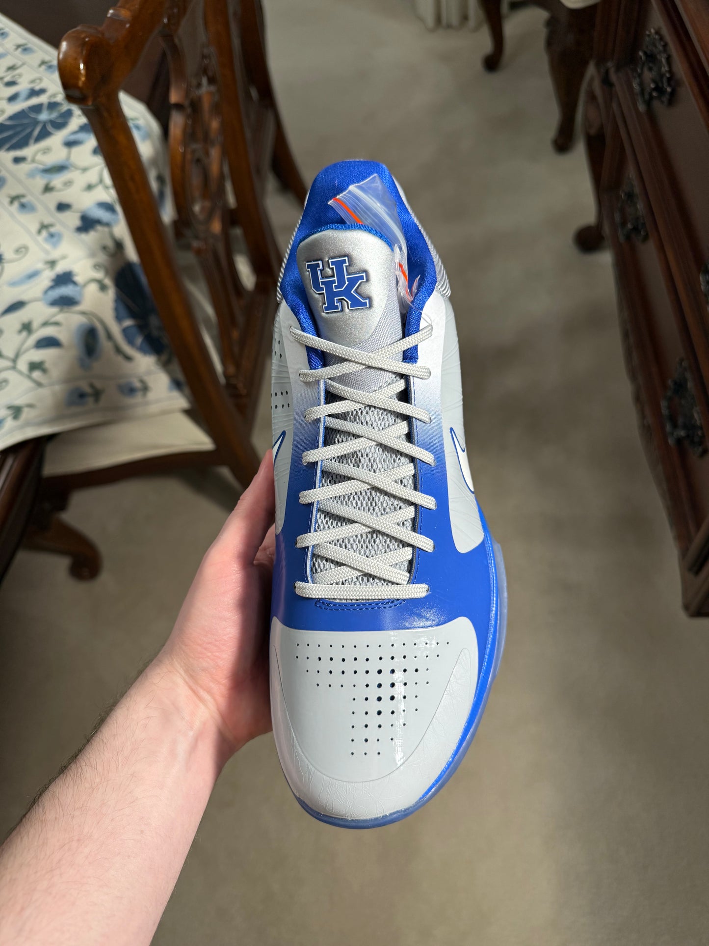 Kobe 5 Protro Kentucky PE Gray