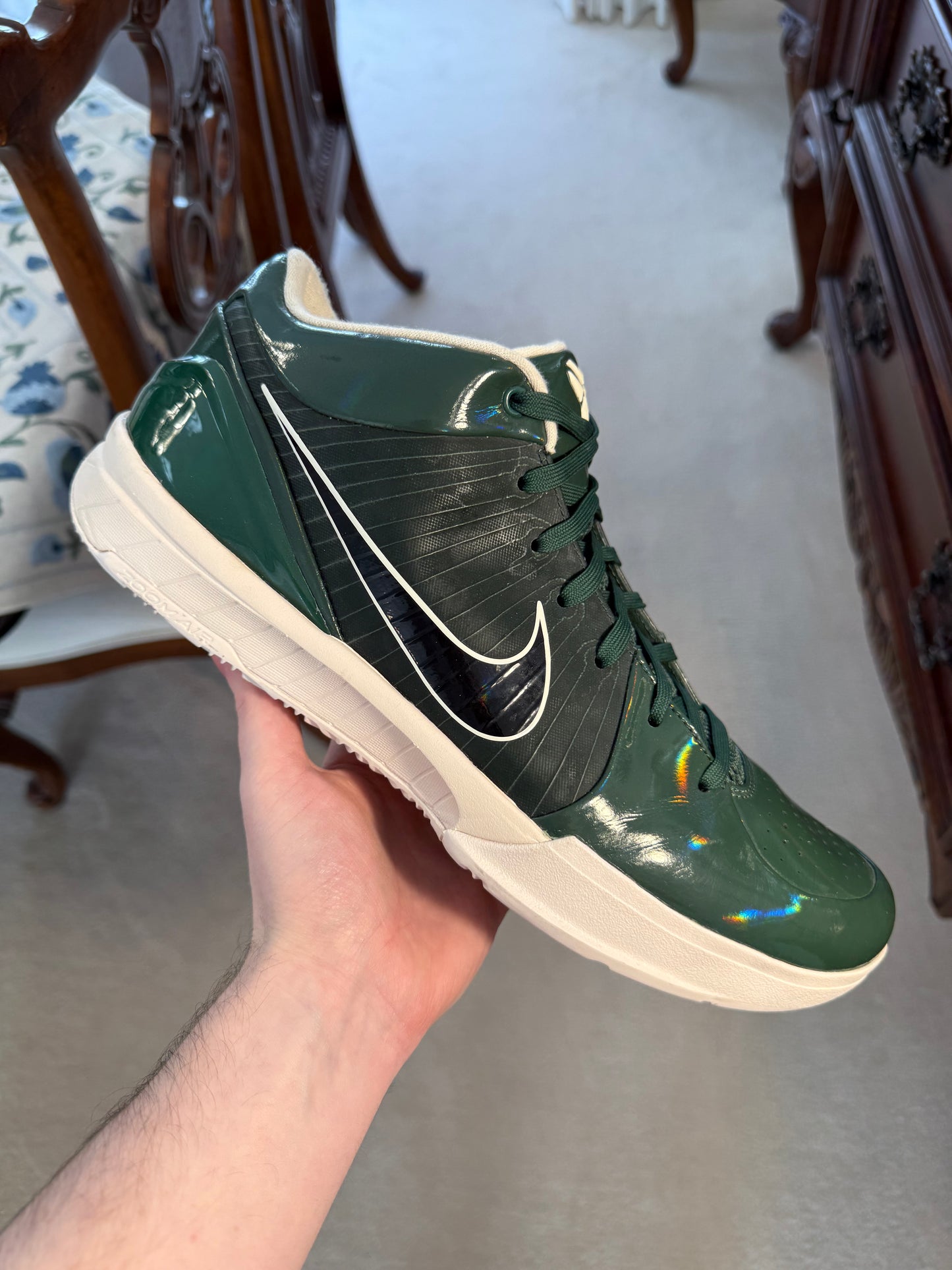 Kobe 4 Protro Undefeated Bucks