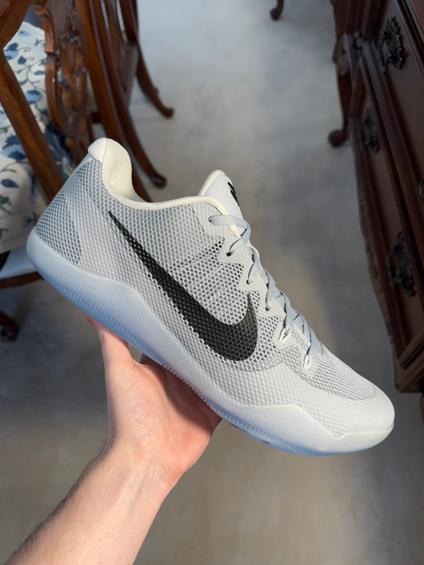 Kobe 11 TB Wolf Grey