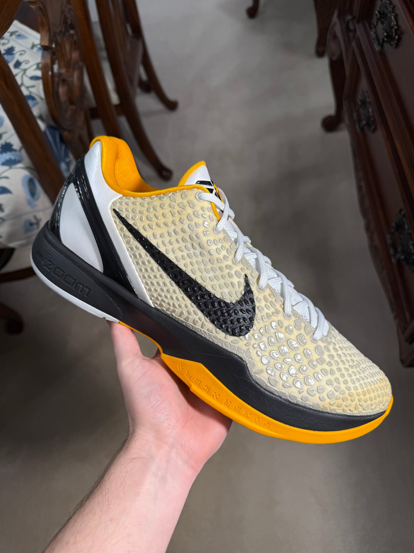 Kobe 6 Protro Del Sol *discoloration*