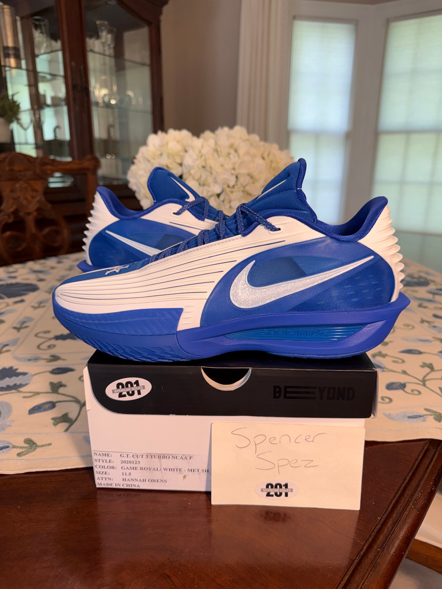 Nike GT Cut 3 Turbo Kentucky