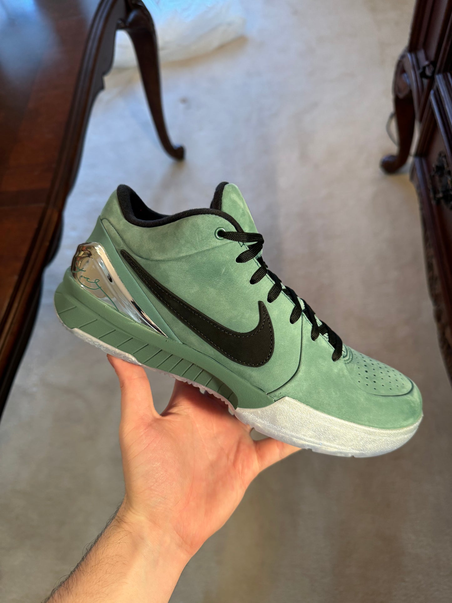 Kobe 4 Protro Girl Dad