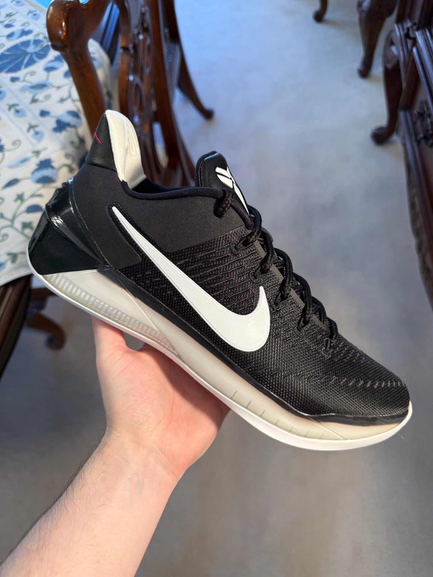 Kobe A.D. Black White
