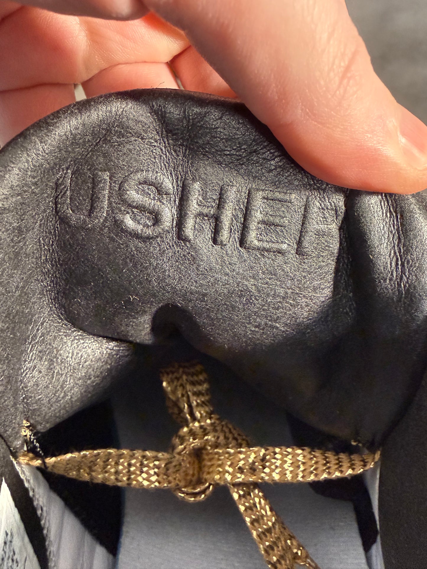 Jordan Retro 3 Usher All-Gold PE