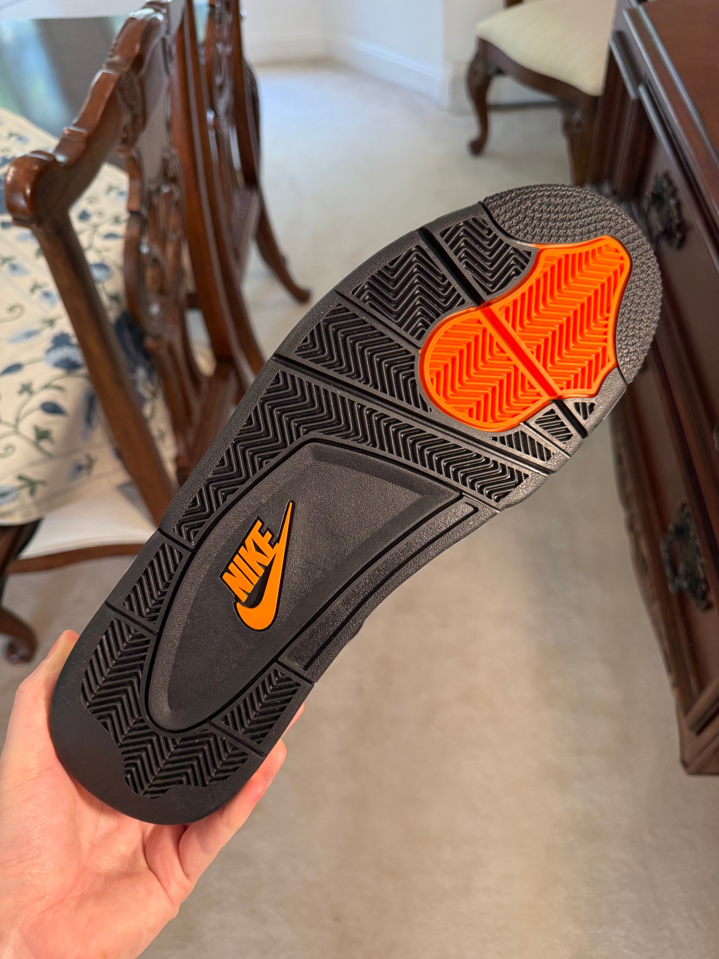 Jordan Retro 4 Undefeated 2025