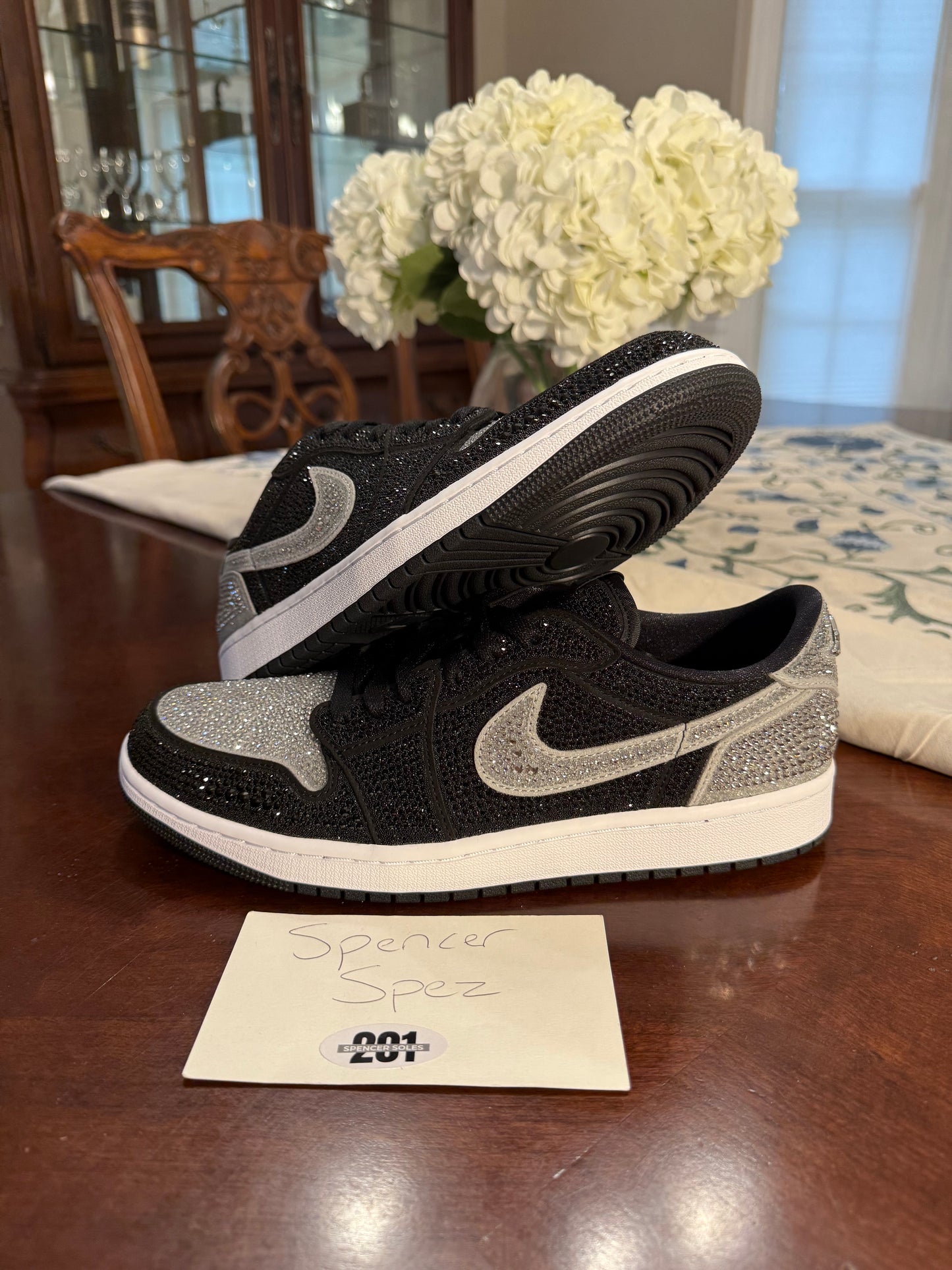 Jordan Retro 1 Low Swarovski Wmns
