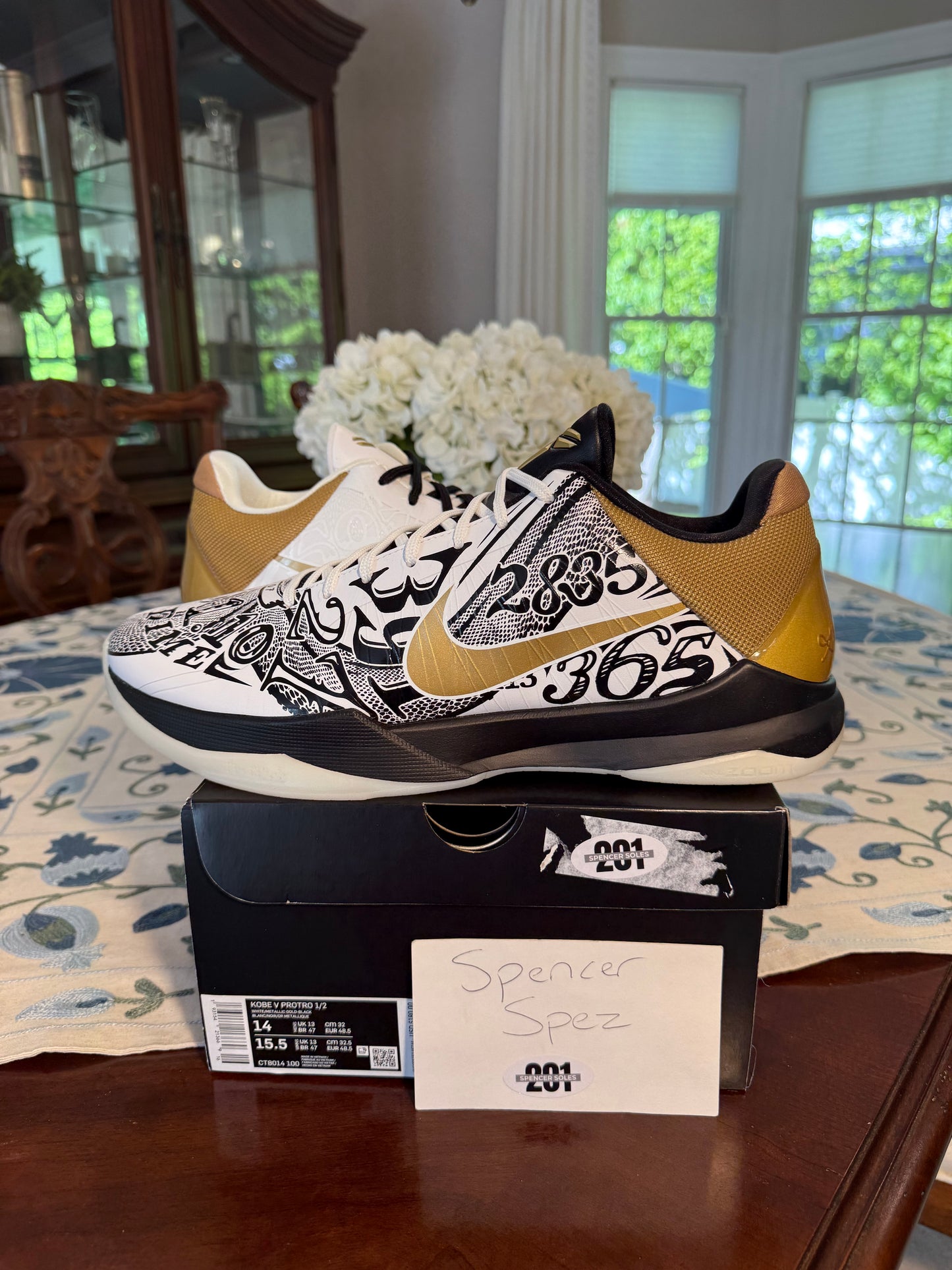 Kobe 5 Protro Big Stage Parade