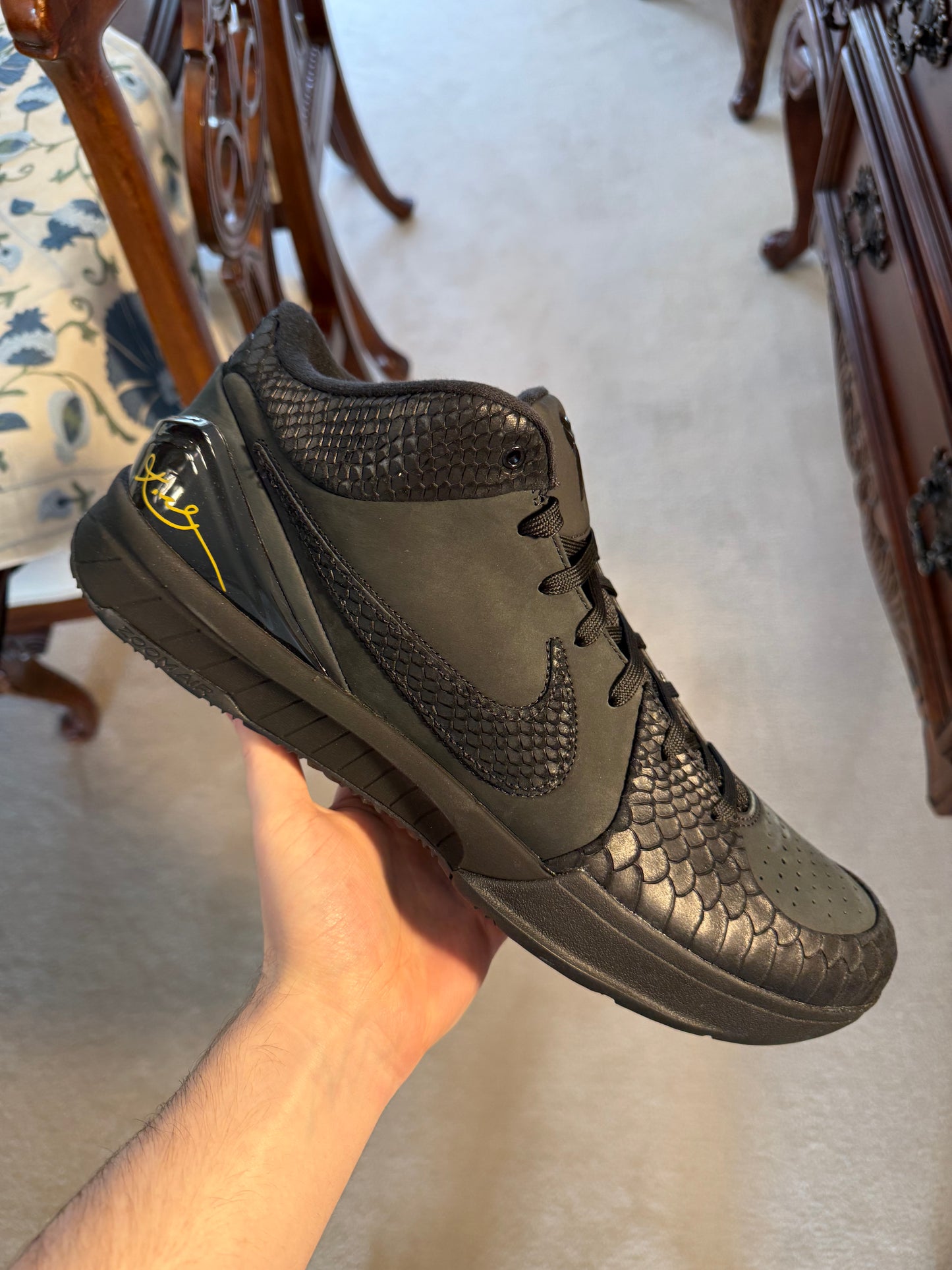 Kobe 4 Protro Gift of Mamba