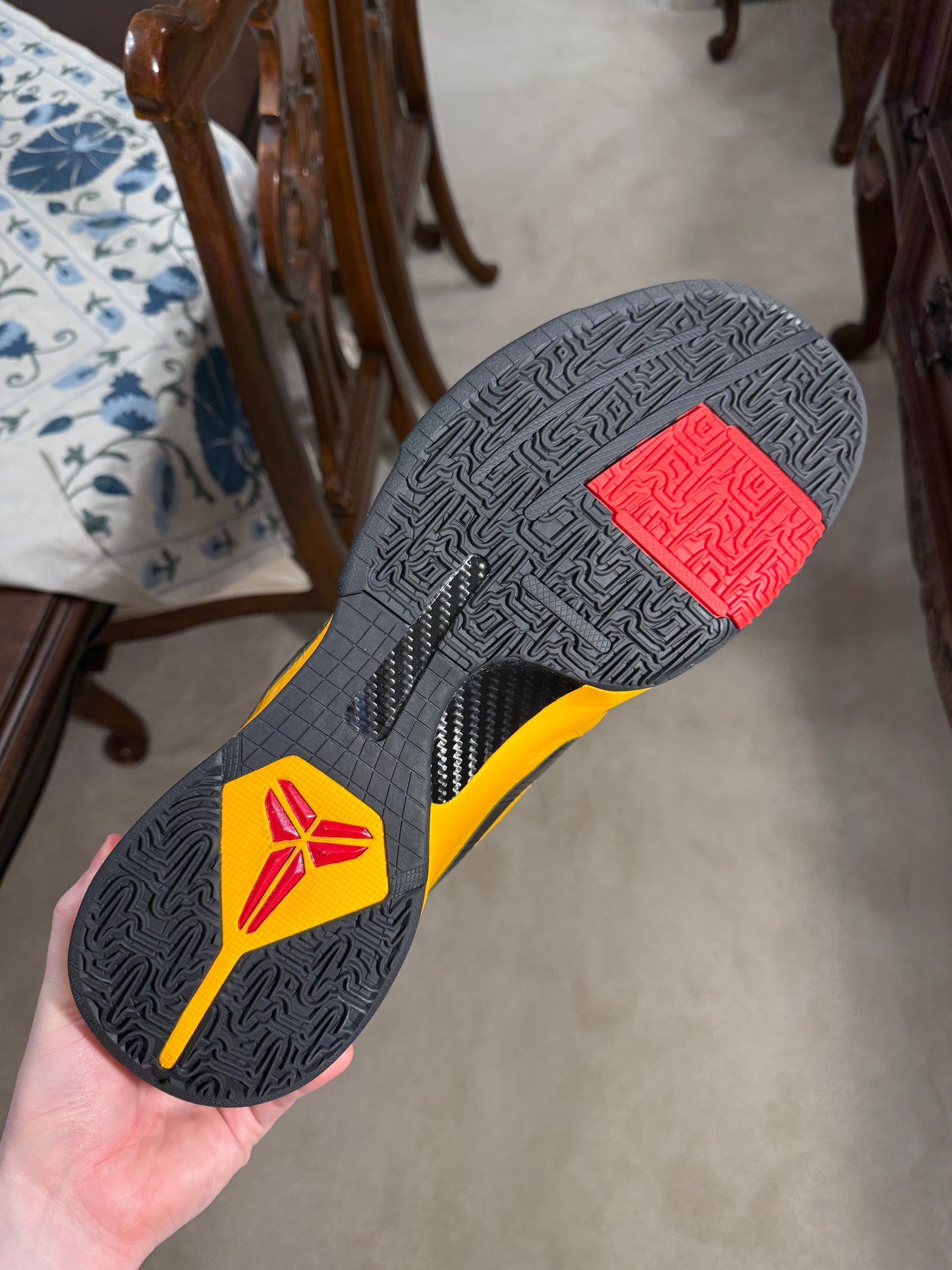 Kobe 5 Protro Bruce Lee