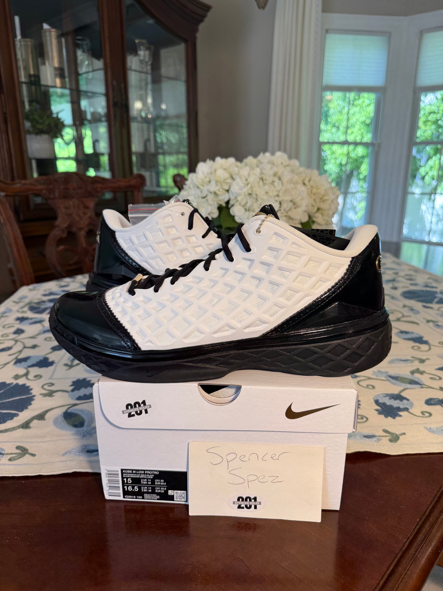 Kobe 3 Protro Low Mambacita