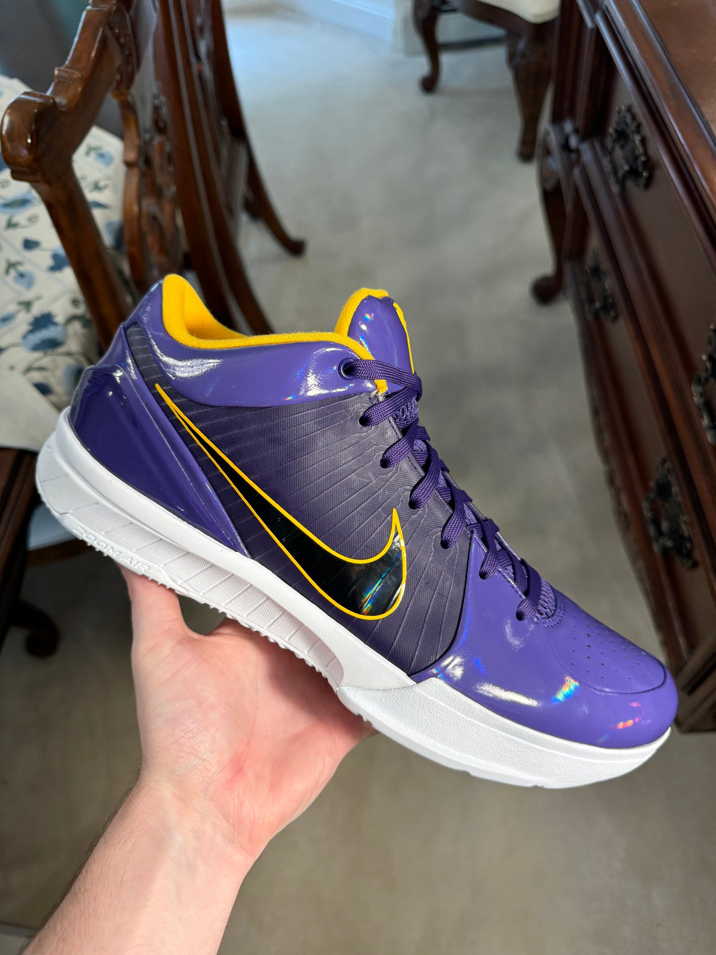 Kobe 4 Protro Undefeated Lakers