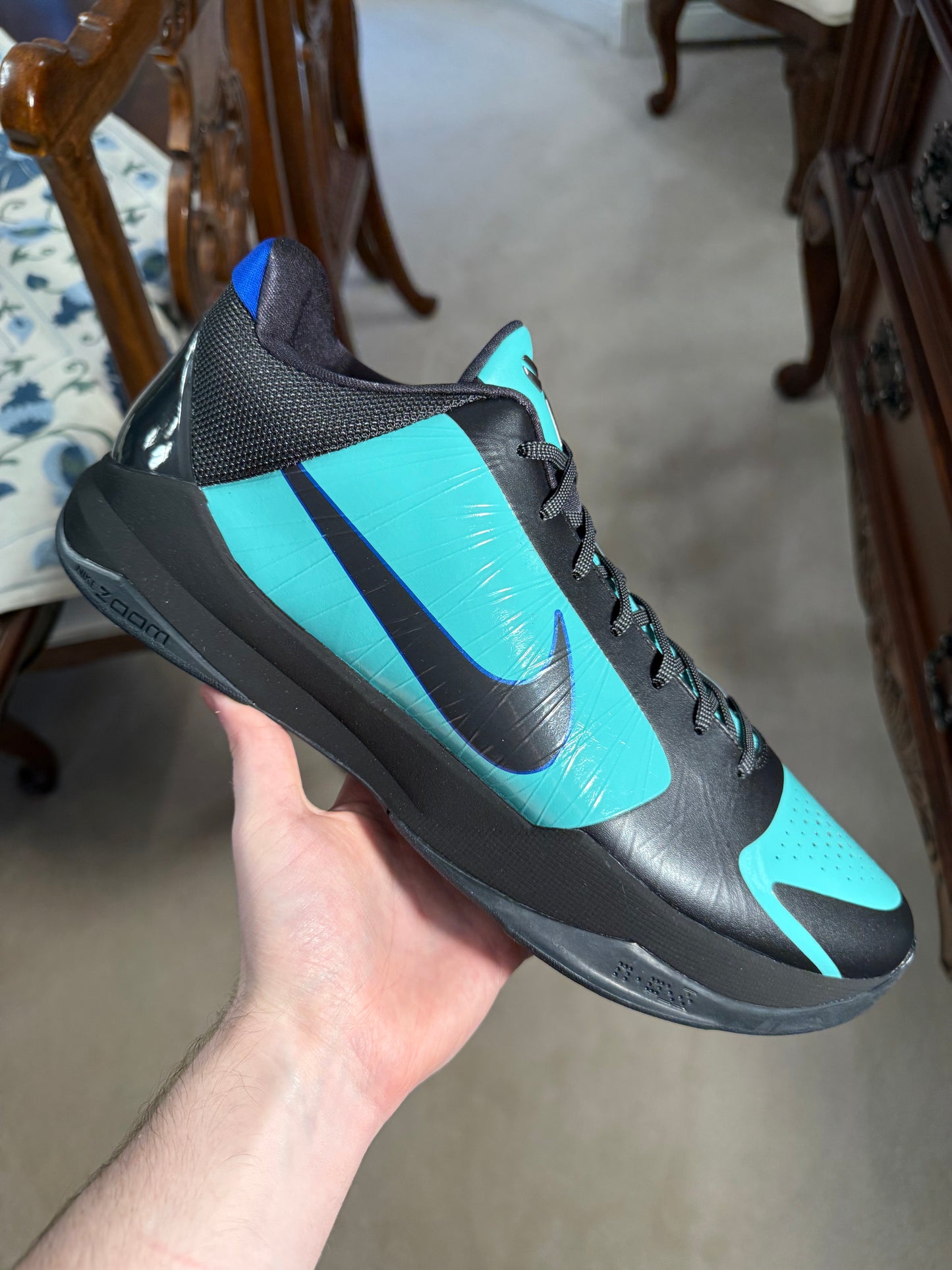 Kobe 5 Protro The Academy