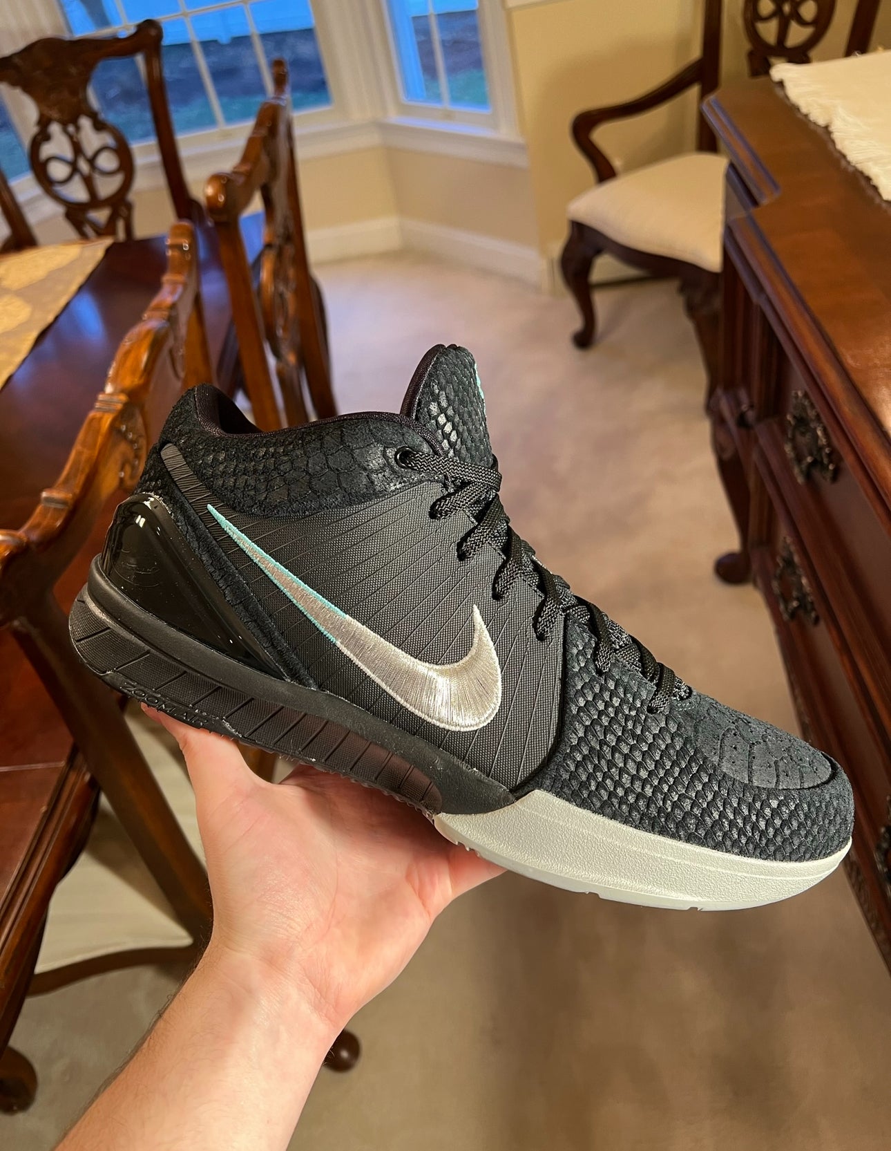 Kobe 4 Protro Demar Derozan PE