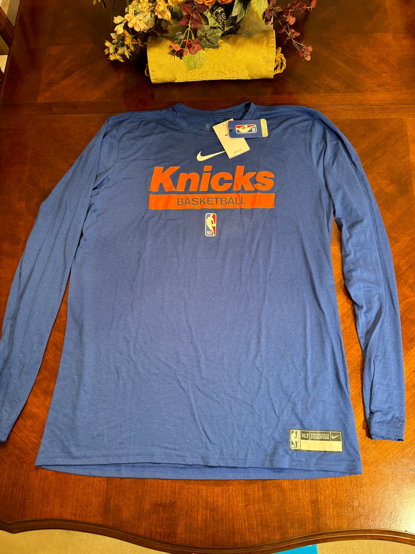 Nike NBA New York Knicks Team Issued Long Sleeve Shirt